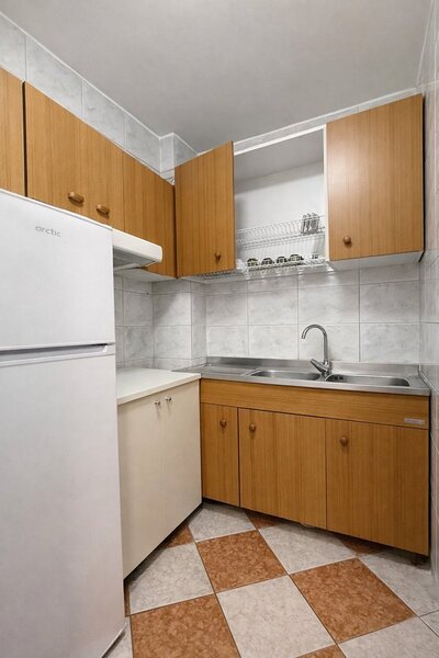 Splaiul Unirii, stradal, 3 camere decomandat, 80 mp, langa Camera de Comert.